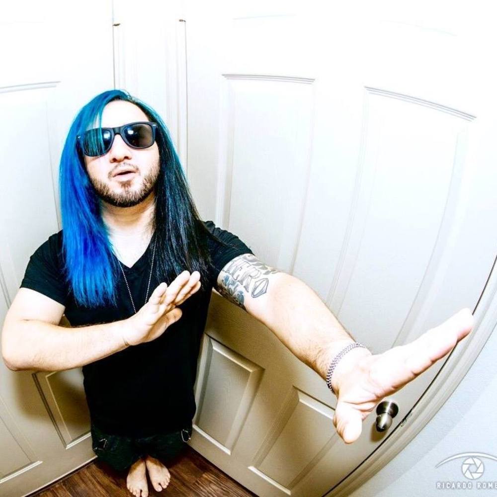 Meet your Posher, Bobby